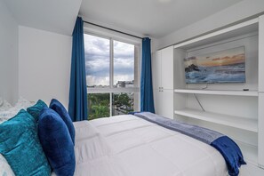 2 habitaciones, tabla de planchar con plancha, wifi y ropa de cama 