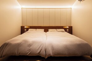 3 chambres, bureau, Wi-Fi gratuit, draps fournis