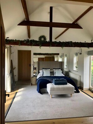 House | 1 bedroom, iron/ironing board, free WiFi, bed sheets - Stable View Barn - log Burner & dog Friendly (Doncaster)