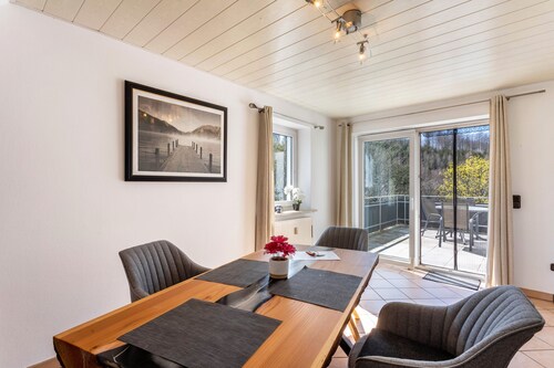 Ferienwohnung 'Raus Aufs Land' mit Balkon und Wi-Fi