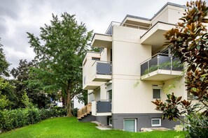 Exterior - Studio Apartment 'Tunsel' with Wi-Fi (Bad Krozingen)