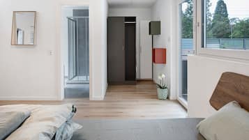 1 bedroom, free WiFi, bed sheets