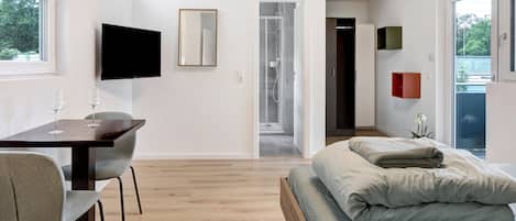 1 bedroom, free WiFi, bed sheets