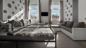 2 chambres, Wi-Fi gratuit, draps fournis