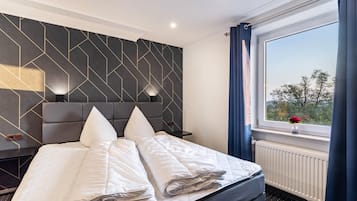 22 bedrooms, free WiFi