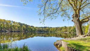 Miscellaneous - Holiday Home 'Mond am See' with Lake View, Private Terrace and Wi-Fi (Stechow-Ferchesar)