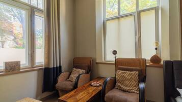 1 habitación, tabla de planchar con plancha y wifi gratis