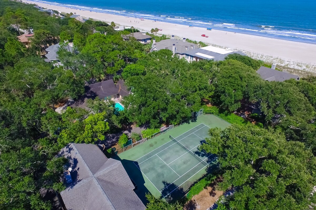 Beachside House and Golfer’s Dream in Palmetto Dunes with Private Sports Court