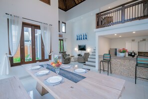 Dining room - Dreamscape Bali Villa (Canggu)