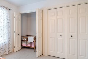 Interior - One bedroom suite. Rural, quiet and private. (Russellville)