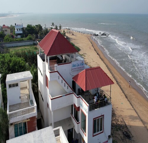 Kovalam Studio Villa
