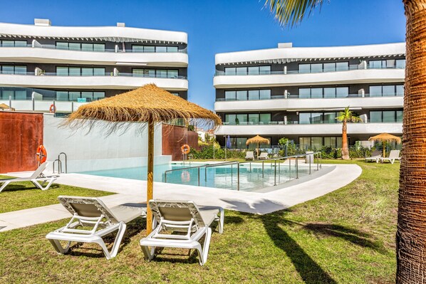 Outdoor pool - Higueron Premium | Apartment in Fuengirola (Fuengirola)