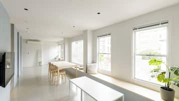 HOTEL Re:ONcE Shibuya 2F, Non Smoking | 1 bedroom, free WiFi, bed sheets