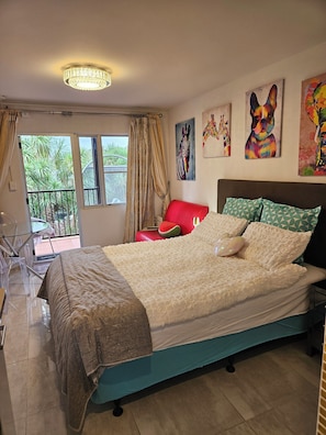 1 bedroom, iron/ironing board, WiFi - CUTE, COMFY, AFFORDABLE STUDIO 23 +CARPARK (Auckland)