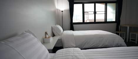 Kamar Double atau Twin Basic | Kedap suara dan Wi-Fi gratis