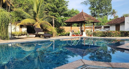 Kumarakom Tharavadu - Heritage Hotel