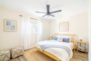 2 bedrooms, WiFi, bed sheets