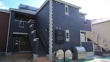 Overnatningsstedets facade