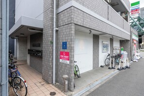 Exterior - Nakatsu Sakae Mansion (Osaka)