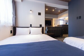 Classic Quadruple Room | 1 bedroom, free WiFi, bed sheets