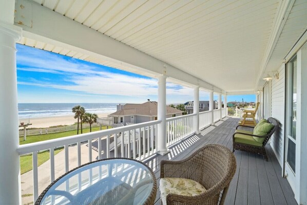 Terrace/patio - Beach House with Ocean Views, Just Steps from Sand (Galveston)