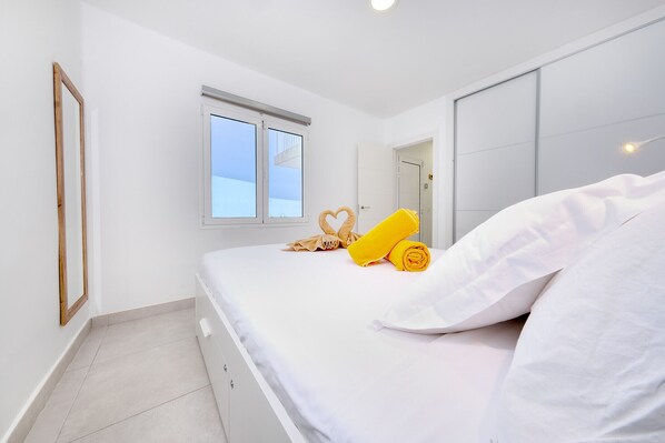 1 bedroom, iron/ironing board, free WiFi, bed sheets