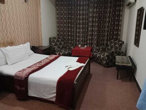 Standard Room | Free WiFi