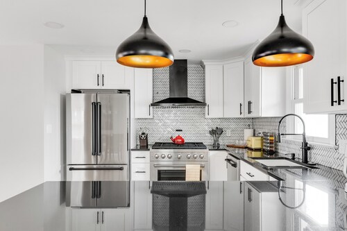 Modern 3-bedroom 3 bathroom Retreat 