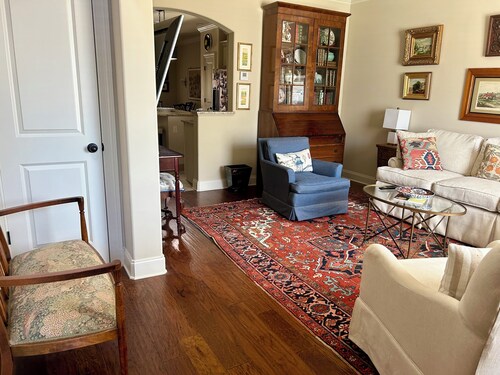 Condo in Oxford less than 2.5 miles from the Ole Miss campus Football Weekends