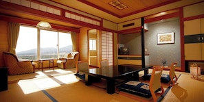 Superior Room, Non Smoking, Mountain View