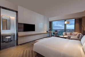 Chambre Simple Supérieure, vue ville | Bureau, espace de travail pour ordinateur portable, Wi-Fi gratuit