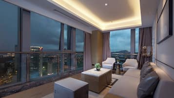 Standard Suite, City View