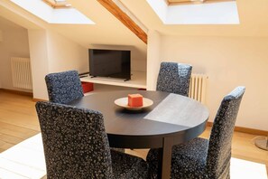 Dining - Kiss Apartment By dimorra (Napoli)