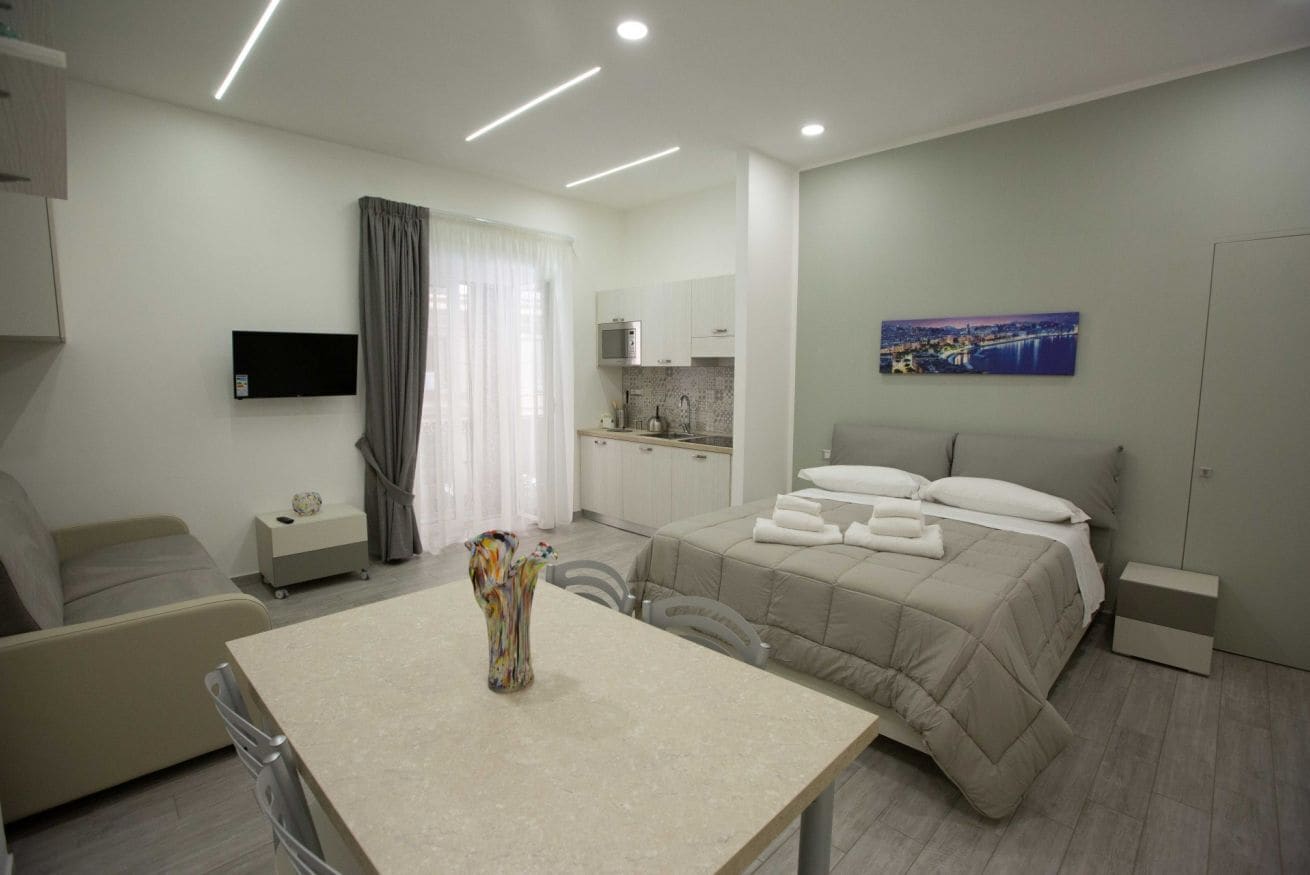 1 camera, ferro/asse da stiro, Wi-Fi, lenzuola