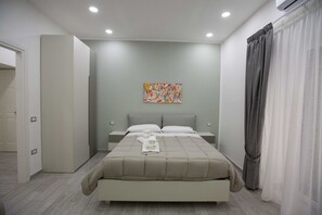 1 bedroom, WiFi, bed sheets - New Corte 5 By Dimorra (Napoli)
