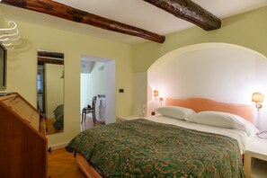 2 chambres, bureau, Wi-Fi, draps fournis