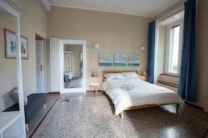 2 Schlafzimmer, Bügeleisen/Bügelbrett, Reisekinderbett, WLAN