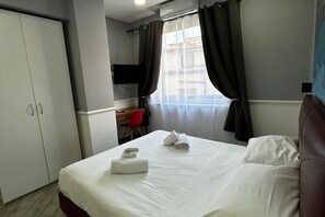 1 camera, Wi-Fi, lenzuola