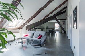Living area - Duomo Loft in the City Centre By Dimorra (Napoli)