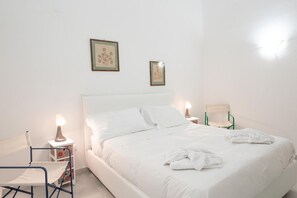 1 camera, Wi-Fi, lenzuola