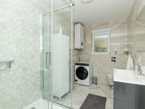Hair dryer, towels