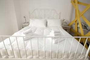 2 bedrooms, WiFi - MunicipioHouse-84 by Dimorra (Napoli)