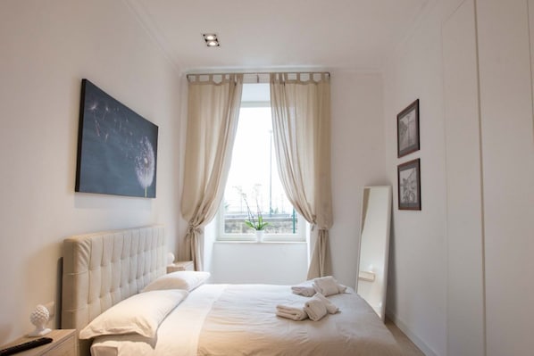 3 bedrooms, desk, iron/ironing board, WiFi - Pausilya Apartment by Dimorra (Napoli)
