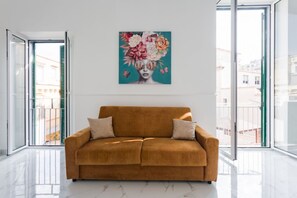 Living area - Golden Suites Rose room by Dimorra (NAPOLI)