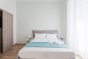 1 chambre, bureau, Wi-Fi, draps fournis