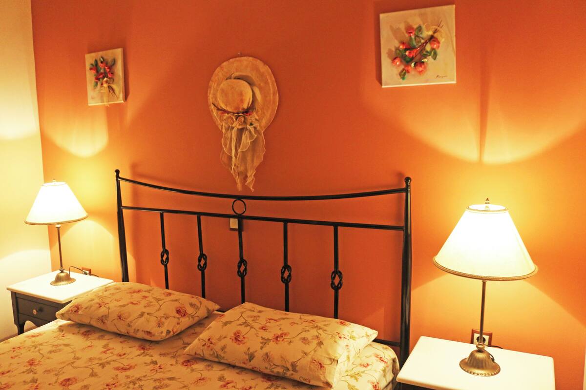 Deluxe Suite | 1 bilik tidur, seterika/papan seterika, Wi-fi percuma