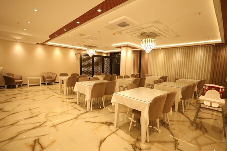 Green Roof Boutique Hotel Spa - Image 17