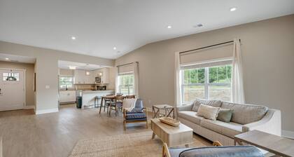 Serene 2-Bedroom Condo in Traverse City