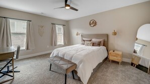 Unclassified image, 4 of 9, button - Serene 2-Bedroom Condo in Traverse City (Williamsburg)