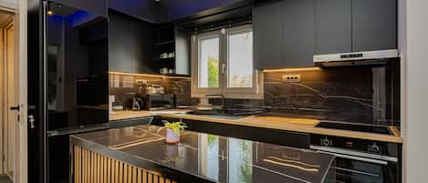 Family House, 2 Bedrooms, Kitchen, Ground Floor | Private kitchen